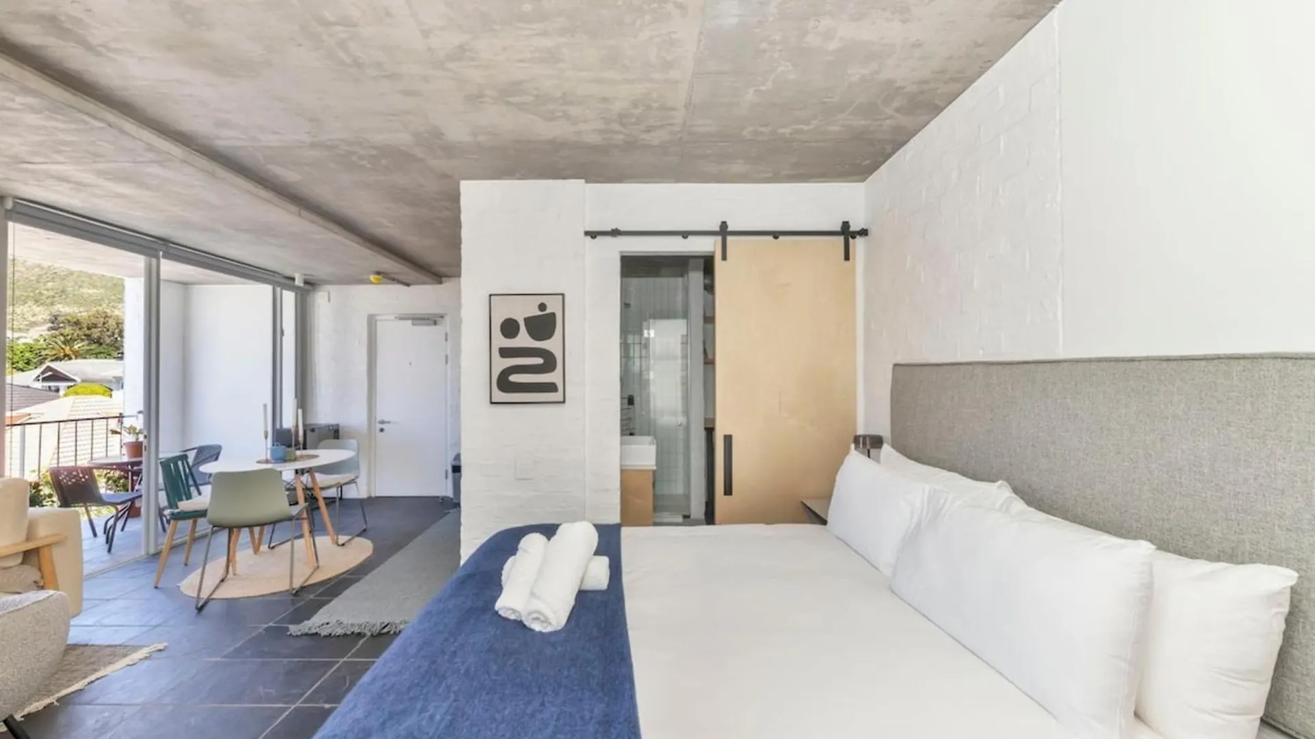 イン Seaside Studio Apartment 9 Mins To Queens Beach! ケープタウン 南アフリカ