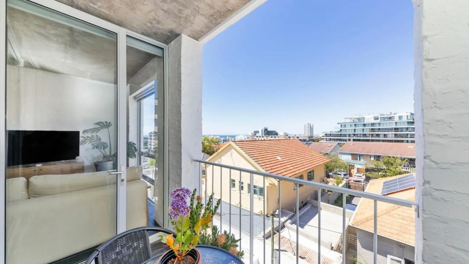 イン Seaside Studio Apartment 9 Mins To Queens Beach! ケープタウン 南アフリカ