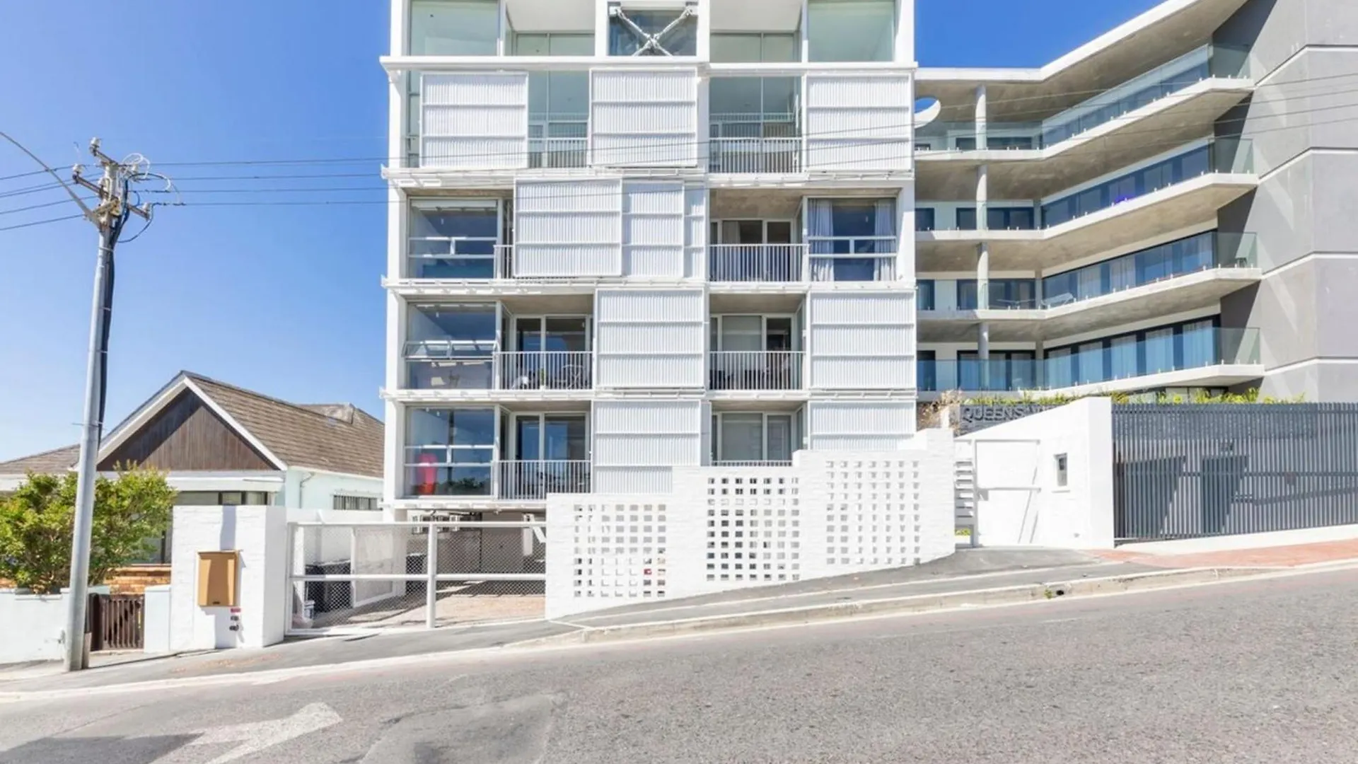 Seaside Studio Apartment 9 Mins To Queens Beach! ケープタウン イン